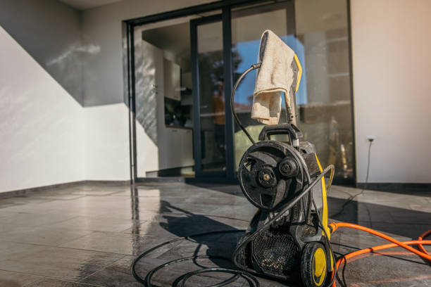 Best Sign and Awning Cleaning  in Elmo, TX